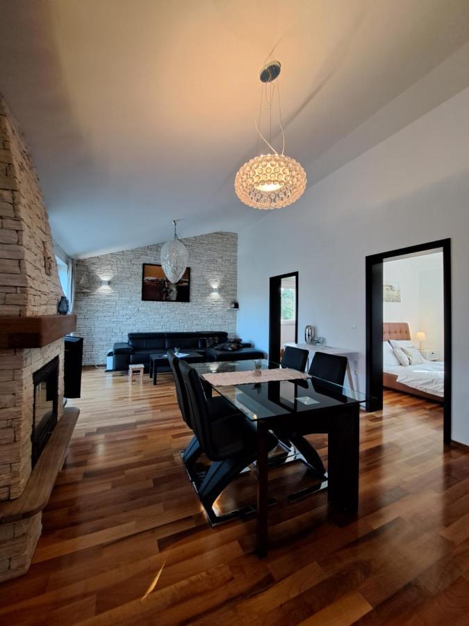 Apartments Villa Sotlar With Pool Umag Dış mekan fotoğraf