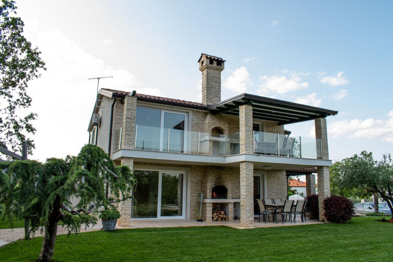 Apartments Villa Sotlar With Pool Umag Dış mekan fotoğraf